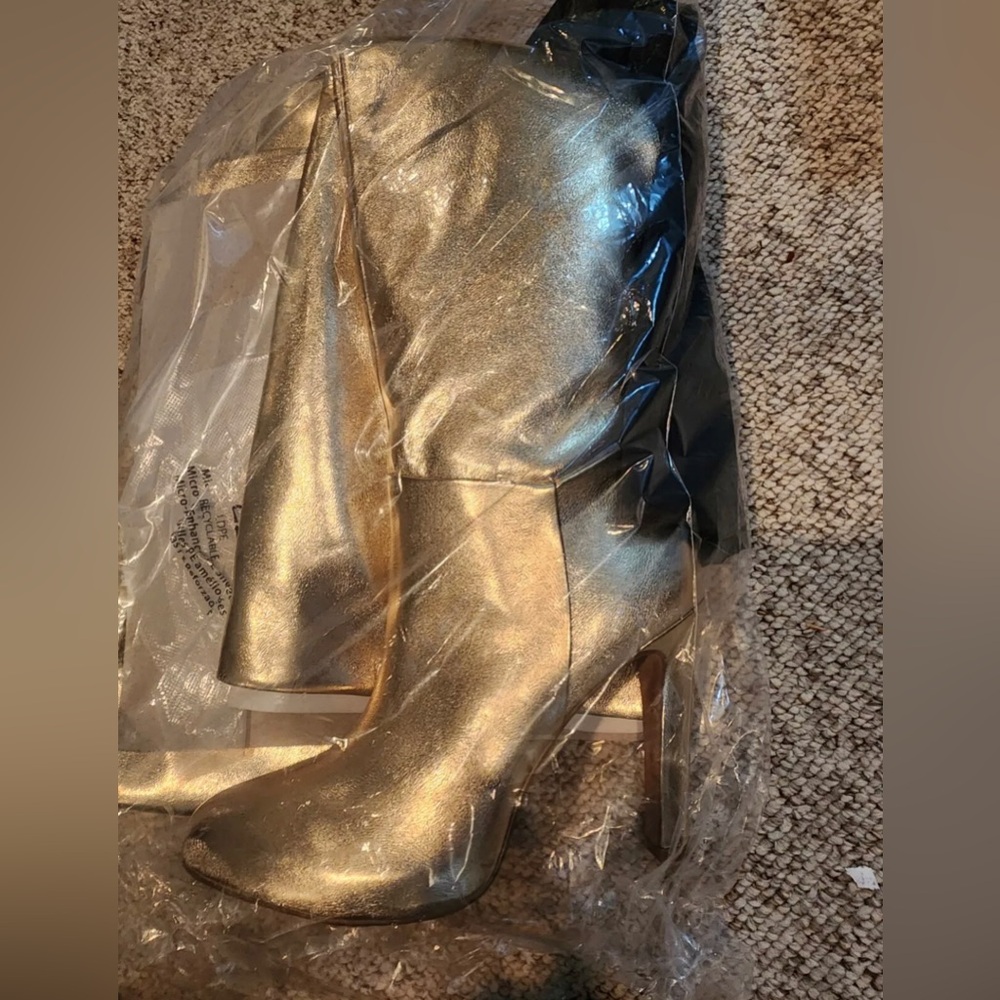 Brian Atwood x Express above the knee Gold Boots size 9 New - Picture 2 of 6